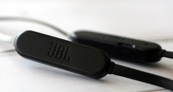 jbl205 2