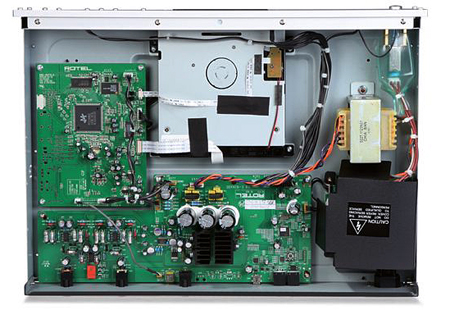 Rotel-RCD-12 inside