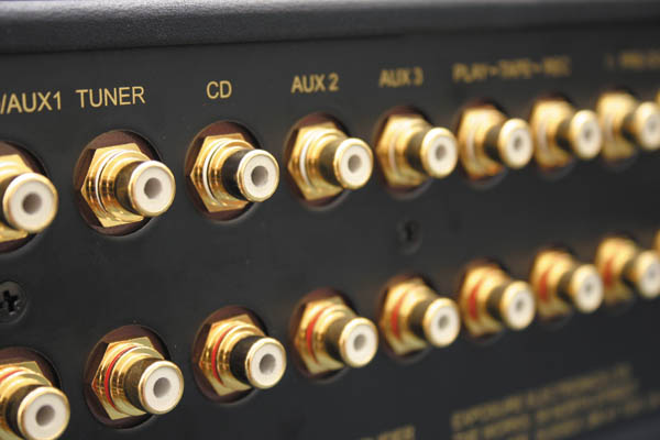 Exposure 3010 amp back